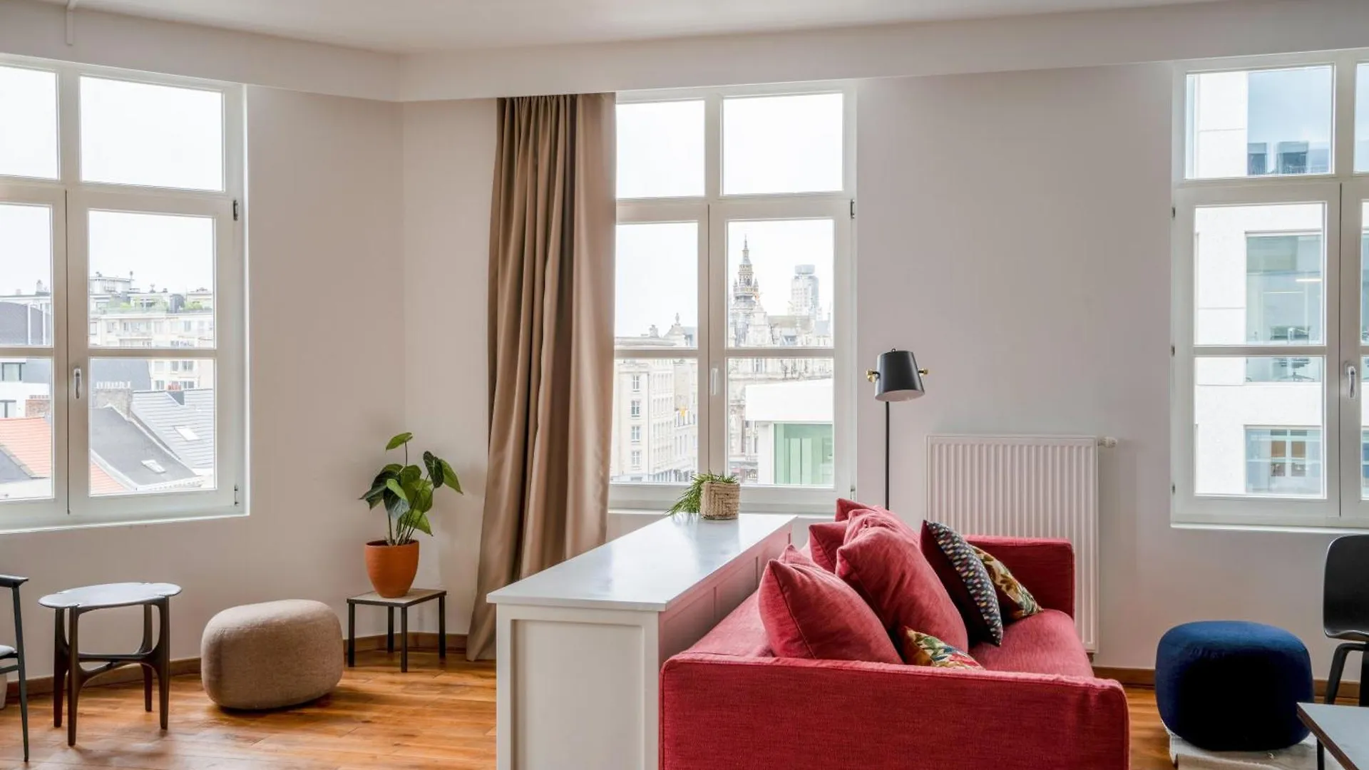 Smartflats - Central Antwerp Apartment 0*,  Belgium